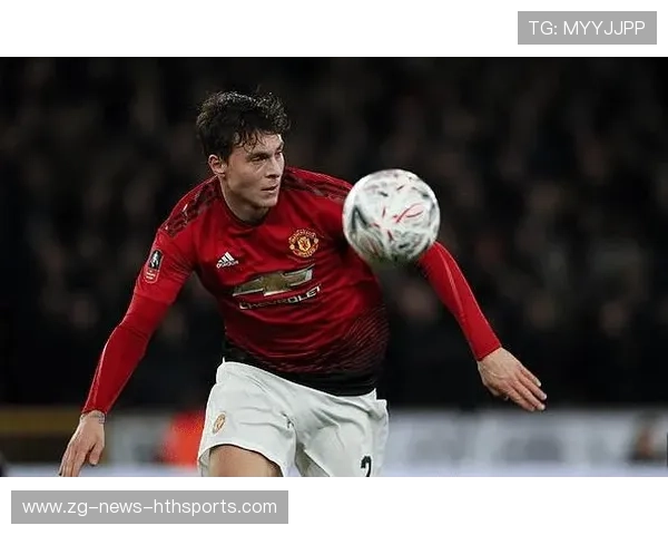 年轻后卫体能数据惊人，成防线新宠儿