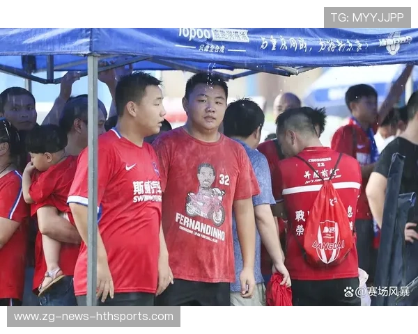 赛场镜头走红社媒：瞬间成就无限可能